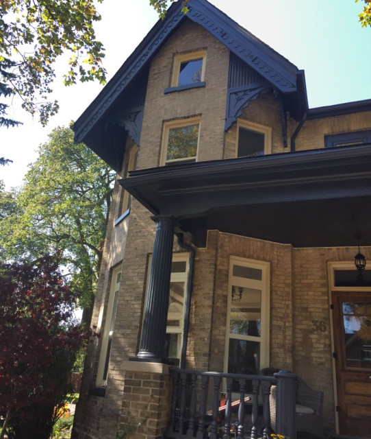 Stouffville Century Home Exterior Victorien Façade Toronto