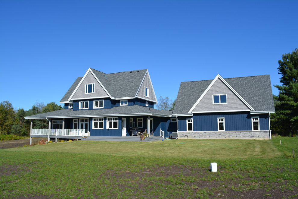 Stouffville Farmhouse Farmhouse Exterior Toronto by Custom CADD Inc Houzz