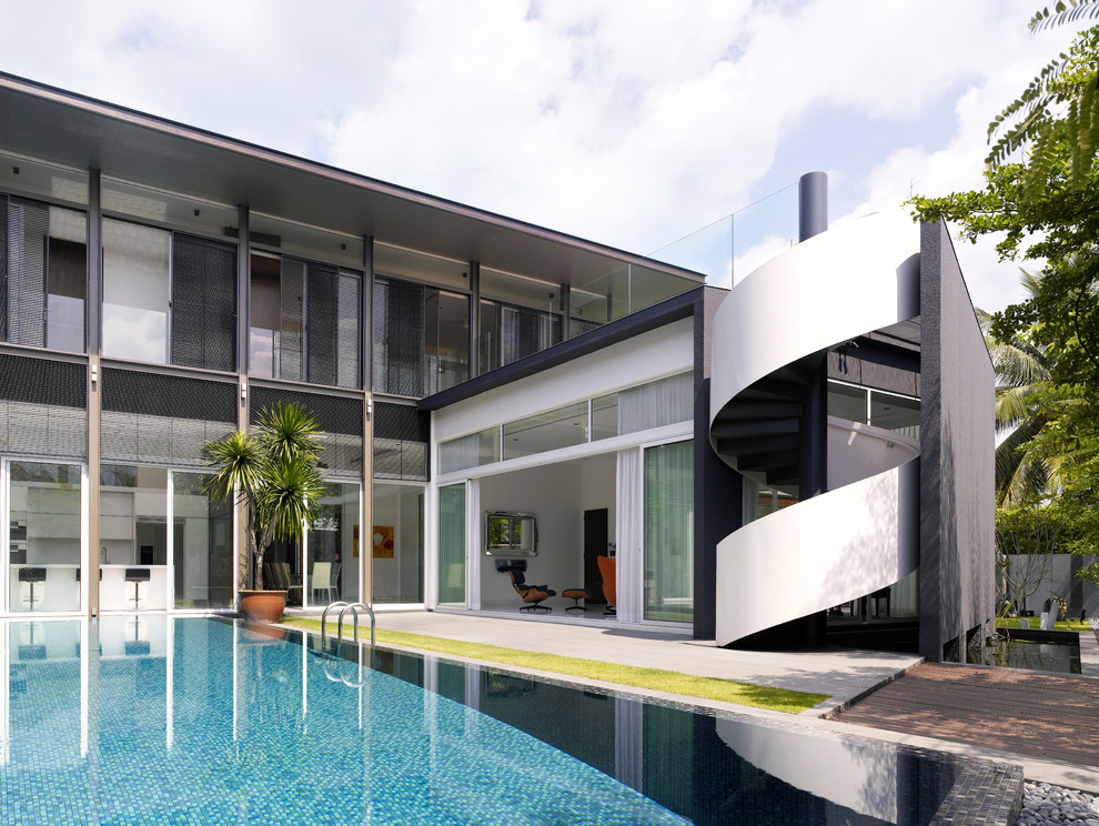 Minimalist two-story exterior home photo in Singapore