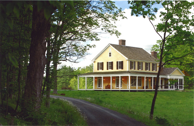 Susanna Halley: Federal Farmhouse - Country - Exterior - by Connor Mill ...