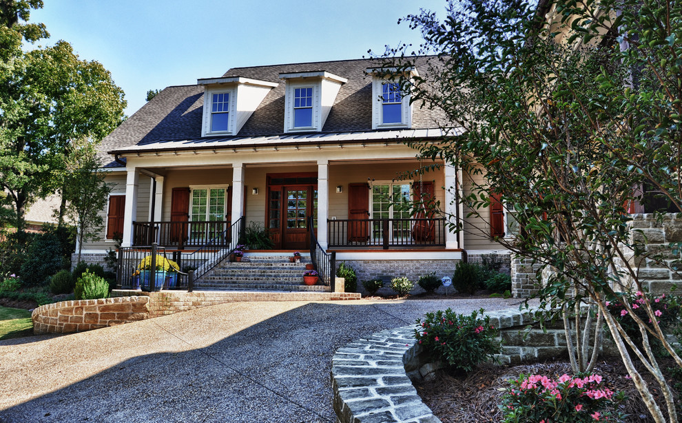 Inspiration for a traditional house exterior in Raleigh.