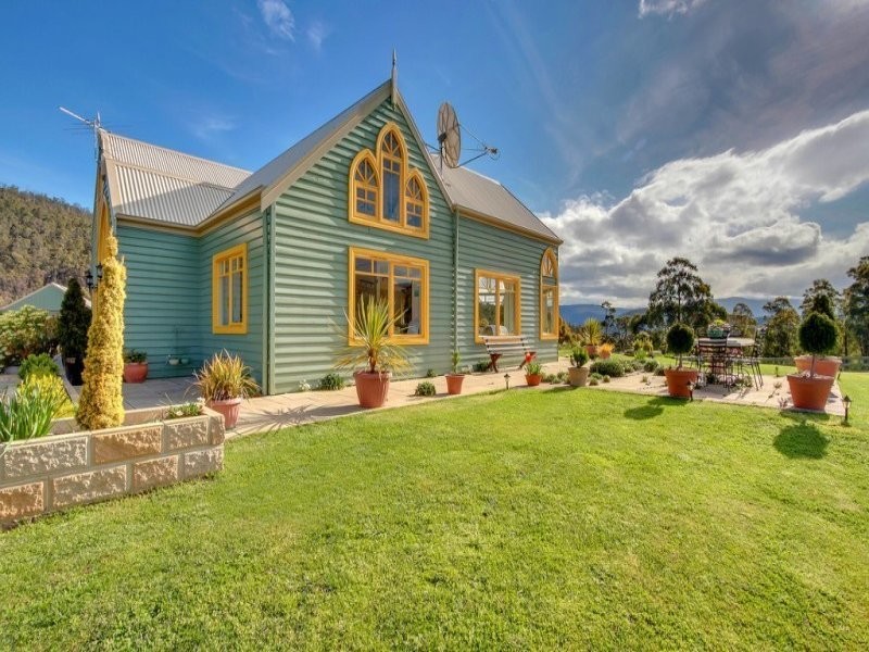 Tasmanian Country Home Exterior Sydney by Storybook Designer