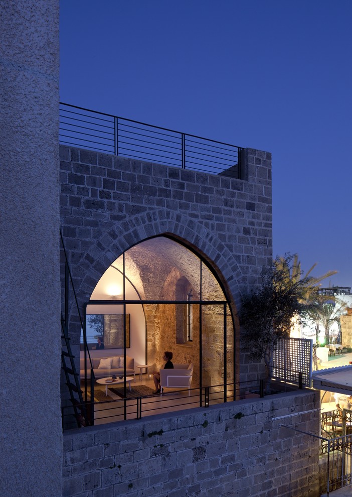 地中海スタイルのおしゃれな家の外観 (アパート・マンション) の写真