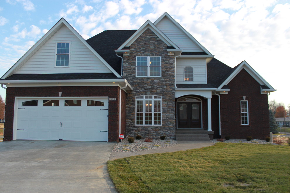 Tessier (built by James Williams, Custom Home Builder) Traditional