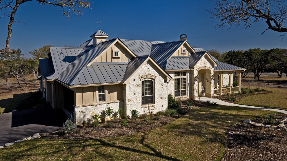 This is an example of a rustic house exterior in Austin.