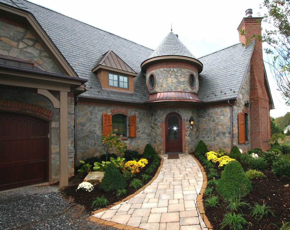 The Bordeaux at The Thoms Estate Traditional Exterior Other by Dan Grammatico Signature