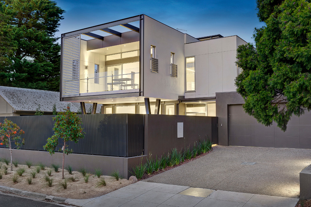Стильный дизайн: двухэтажный дом в современном стиле - последний тренд