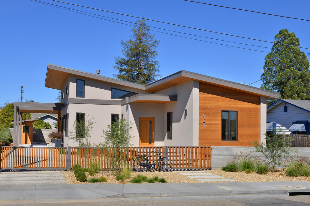 The front of house with custom entry gate - Contemporary - Exterior ...