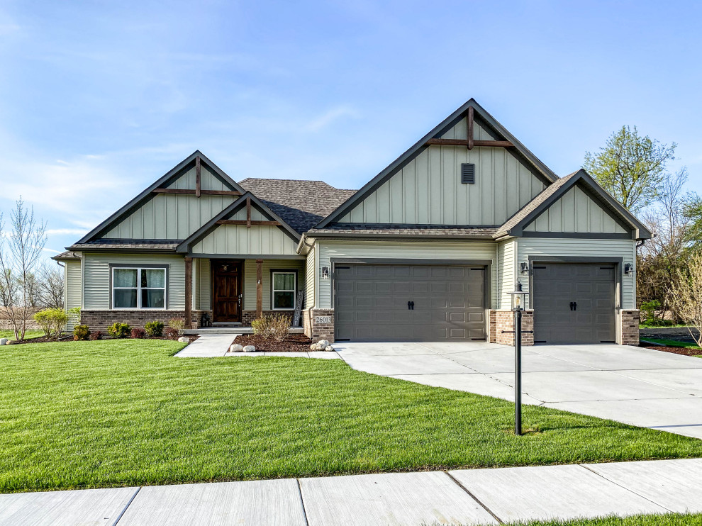 The Luna Stewart Ridge Plainfield, IL Craftsman Exterior