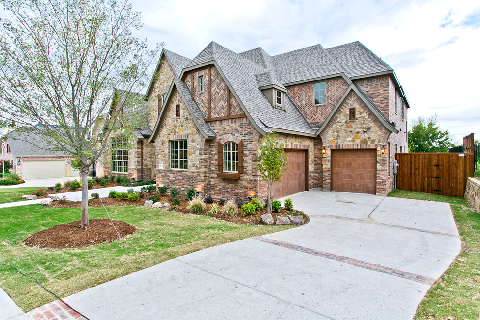 The Lyndale Transitional Exterior Dallas by Joseph Paul Homes