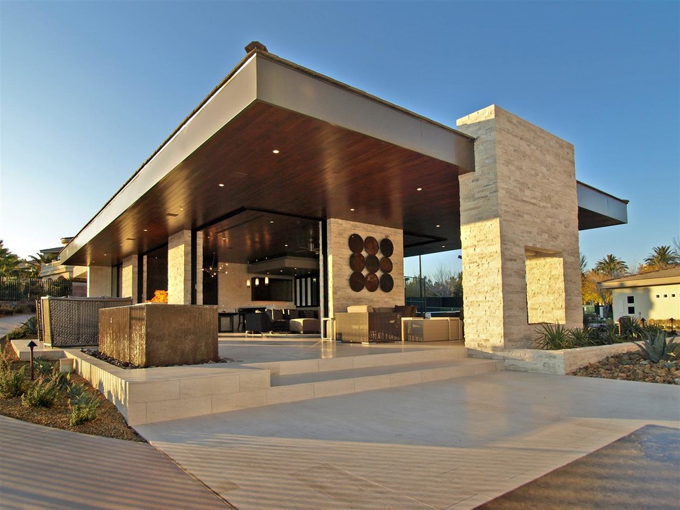 Example of a minimalist exterior home design in Las Vegas
