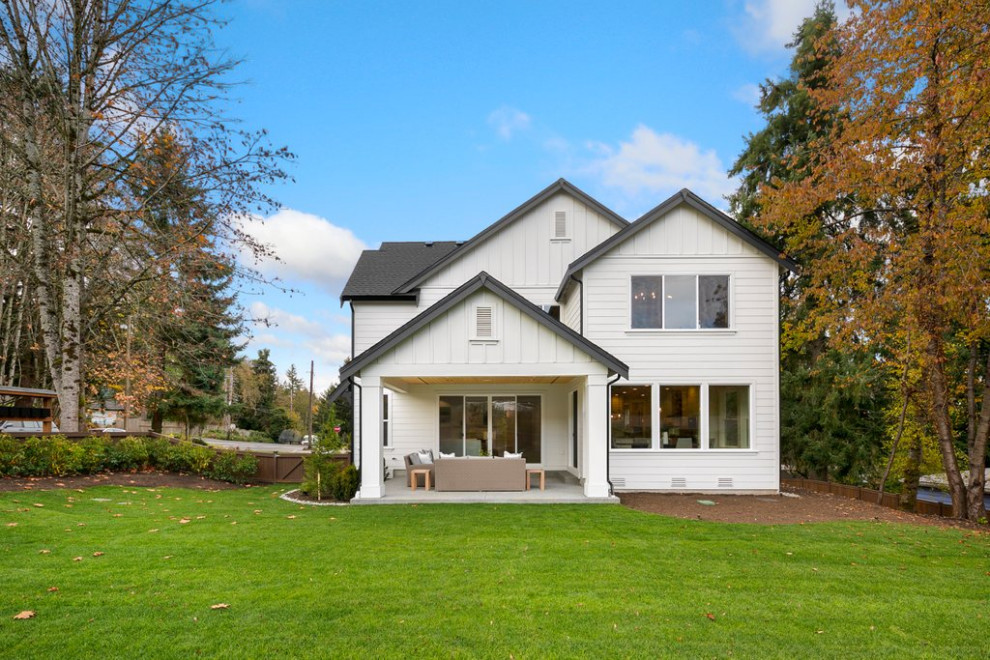 The Ravenwood Farmhouse Bellevue, WA Farmhouse Exterior Seattle