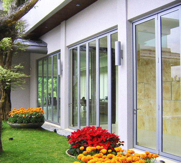The S1 Screen System Moderne Façade Hawaï par Hawaii Doors Houzz