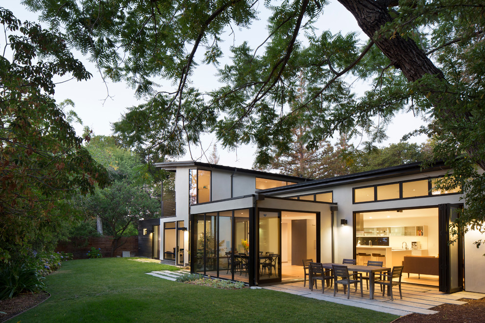 Inspiration for an expansive contemporary house exterior in San Francisco.