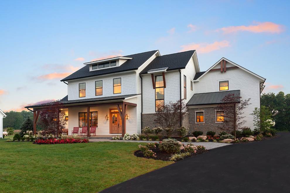 "The Woodburn" in Homearama 2018 - Farmhouse - Exterior ...