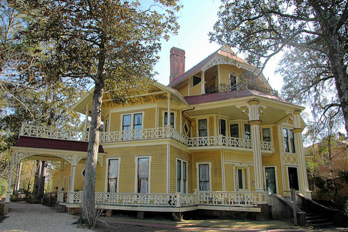 Foto della facciata di una casa vittoriana