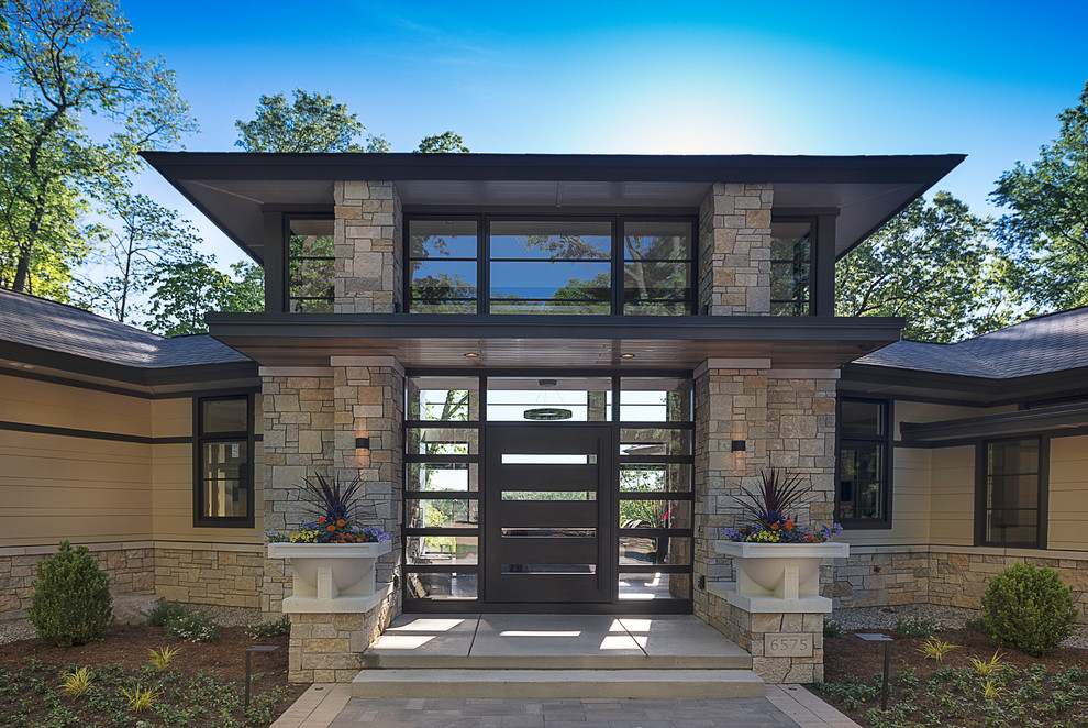 Photo of a contemporary house exterior in Grand Rapids.