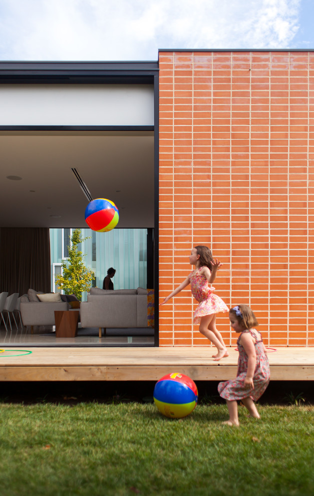 Mittelgroßes, Einstöckiges Modernes Haus mit Backsteinfassade in Melbourne