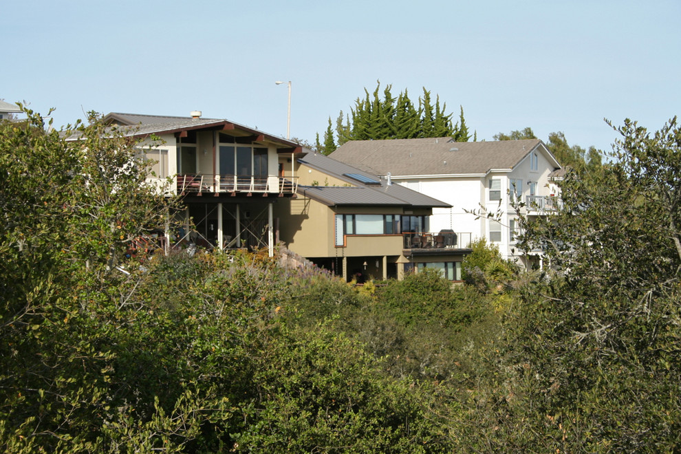Design ideas for a contemporary house exterior in San Luis Obispo.