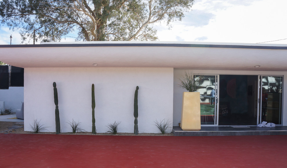 Свежая идея для дизайна: дом в стиле ретро - отличное фото интерьера