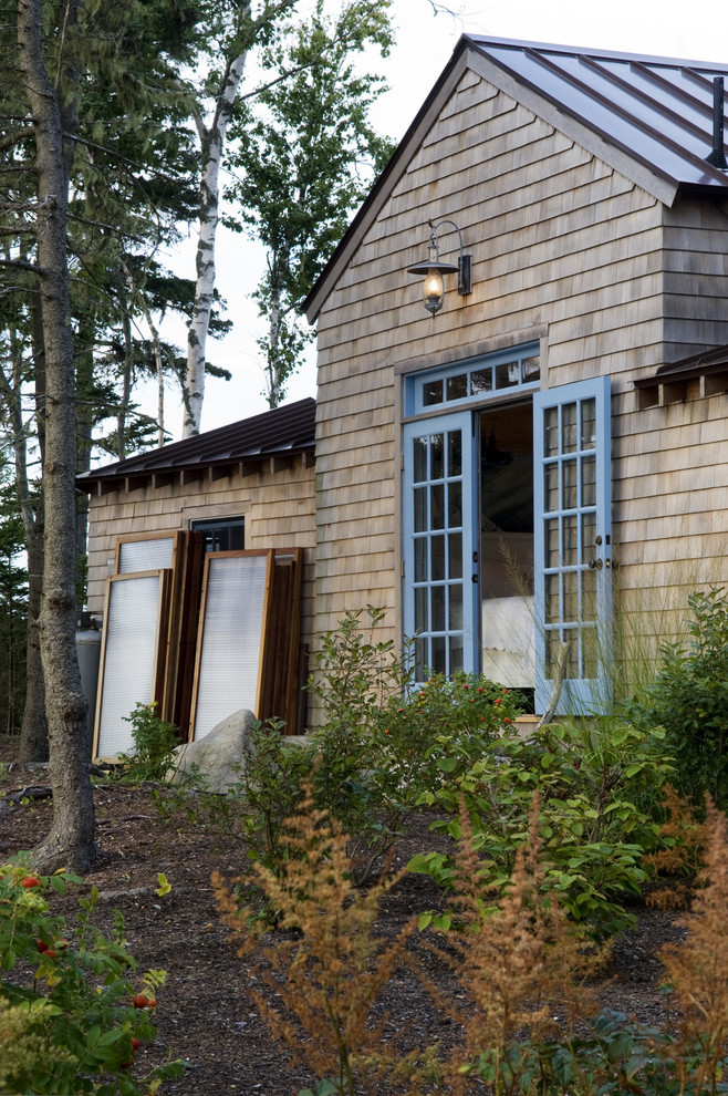 Mountain style wood exterior home photo