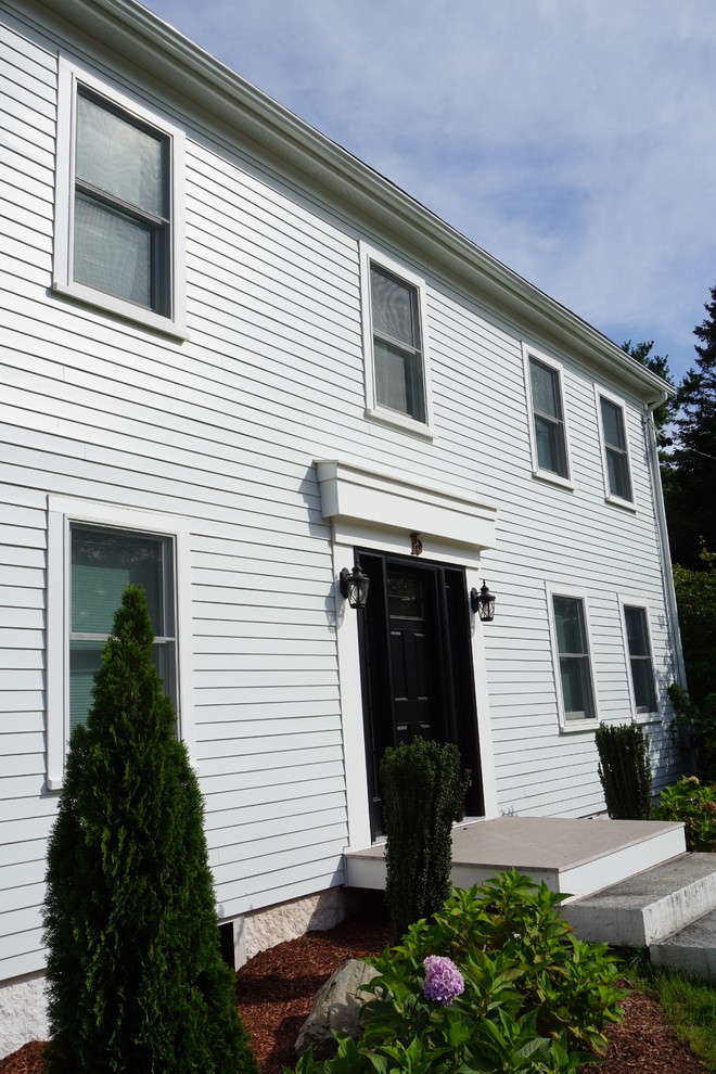 Traditional James Hardie Siding and Trim in Arctic White Farmhouse
