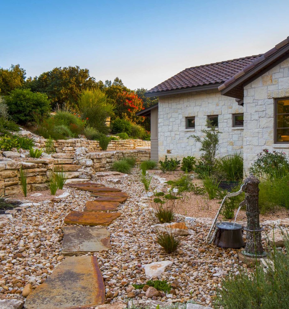 Transitional Farmhouse - Farmhouse - Exterior - Austin - by Vanguard ...