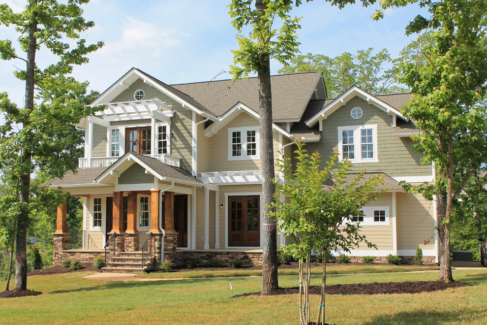 Trellis Traditional Exterior Richmond by TM Vavra Associates