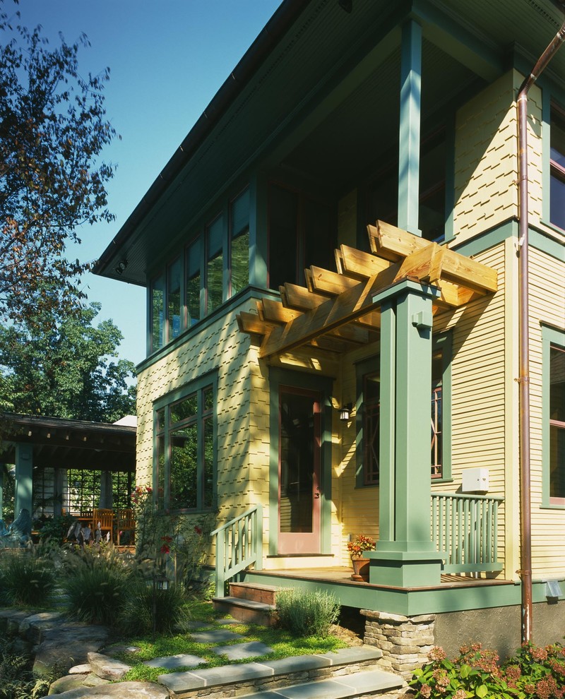 Inspiration for a craftsman exterior home remodel in DC Metro