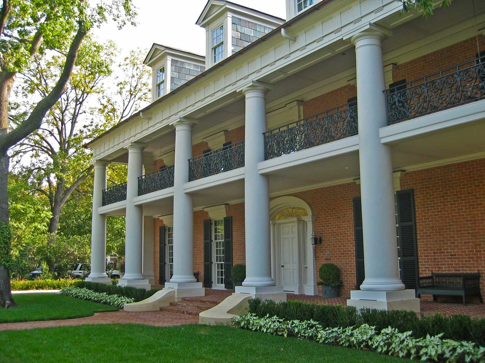 Turtle Creek Estate Traditional Exterior Dallas by DDLA Design