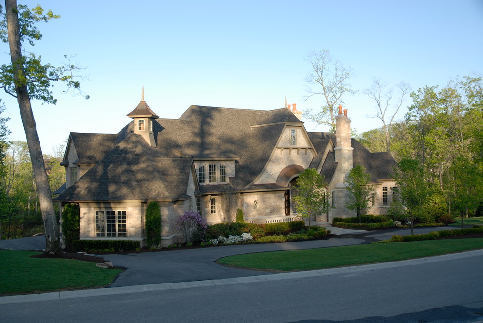 This is an example of a traditional house exterior in Detroit.