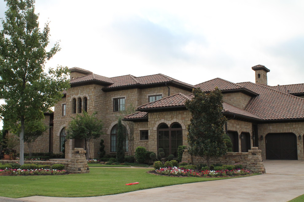 Inspiration for a mediterranean exterior home remodel in Dallas