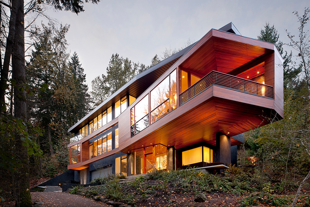 Dreistöckiges Modernes Haus in Portland