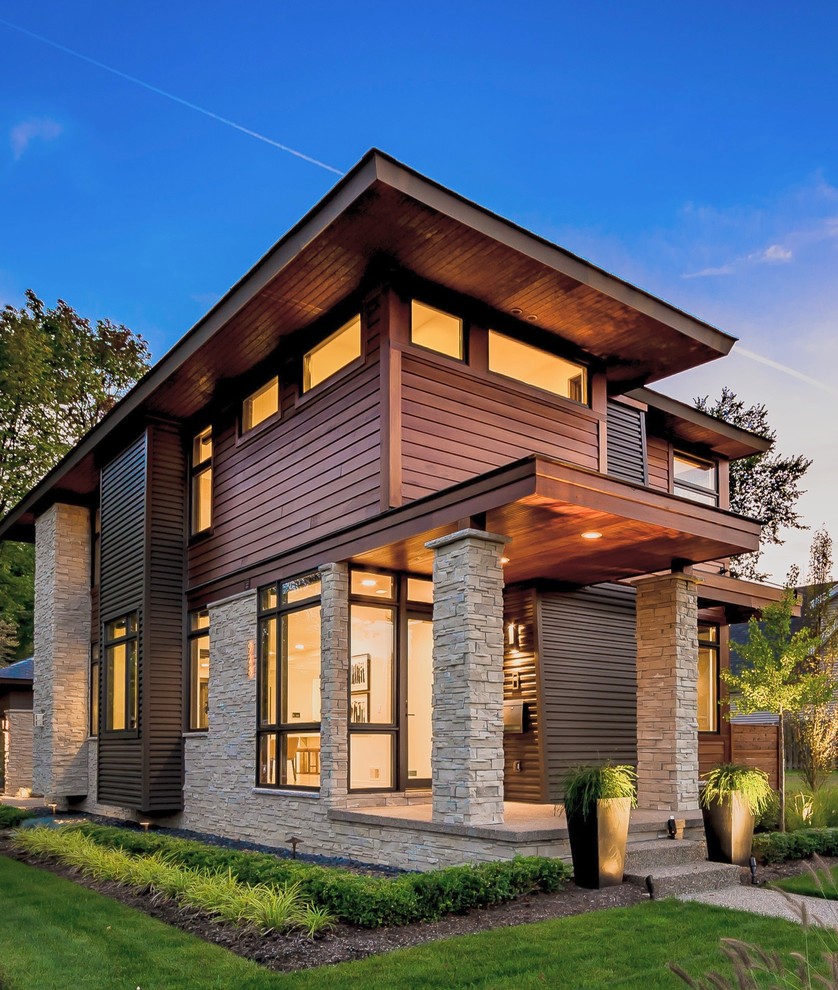 Zweistöckiges Modernes Einfamilienhaus mit Mix-Fassade und Pultdach in Detroit