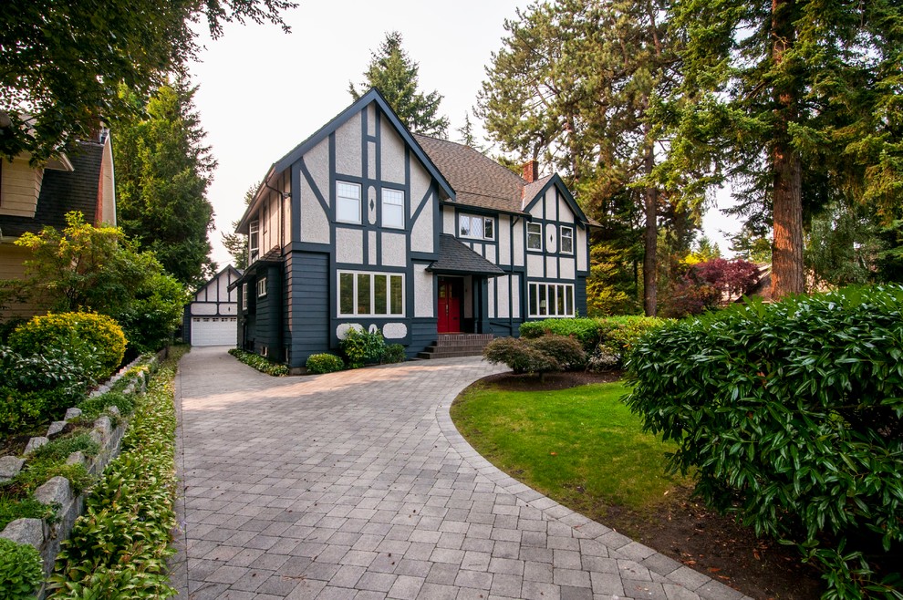 Red traditional render house exterior in Vancouver.