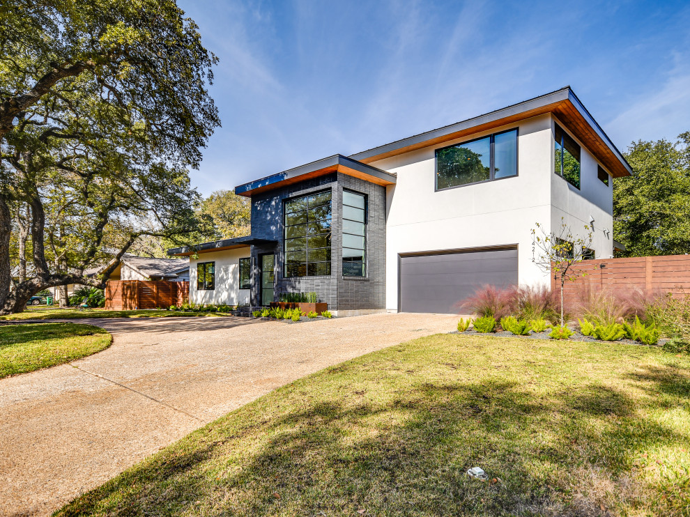 Venado Residence Modern House Exterior Austin by Mosier Luxury