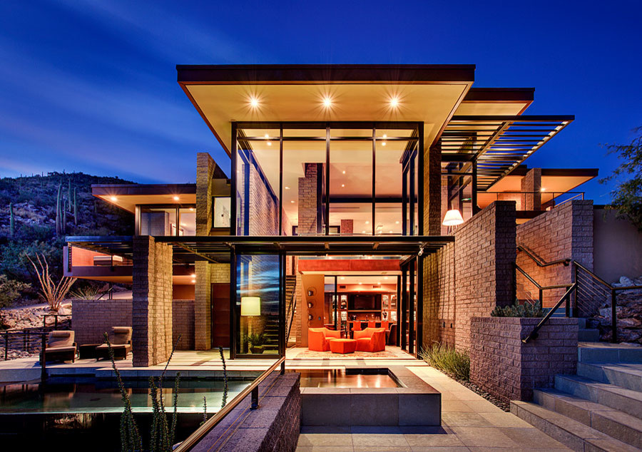 Großes, Zweistöckiges Modernes Einfamilienhaus mit Mix-Fassade und Flachdach in Phoenix