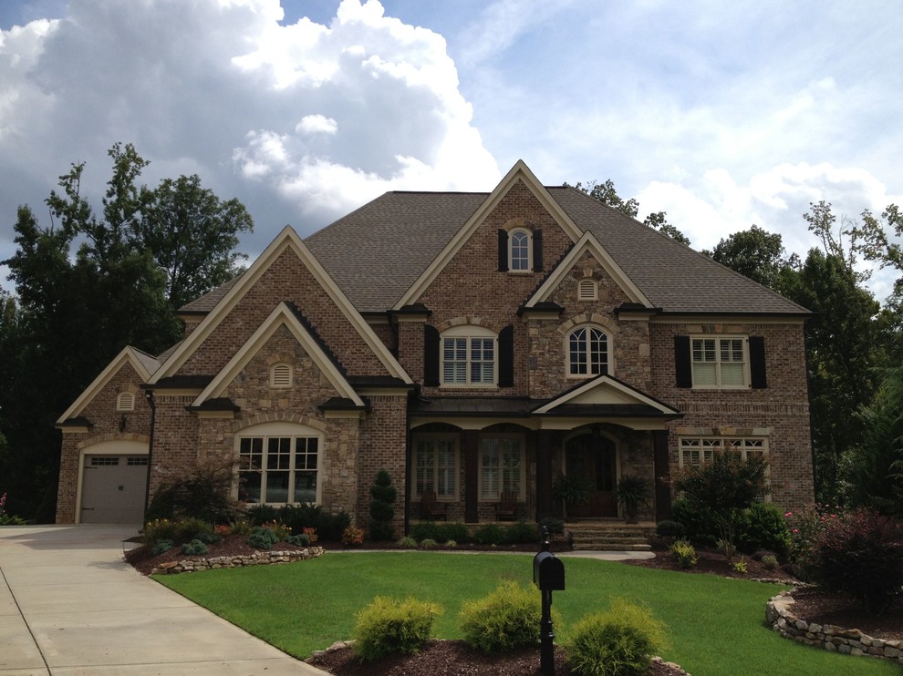 Vickery Springs Traditional Exterior Atlanta by Patrick J