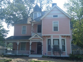 おしゃれな家の外観 ピンクの外壁 の画像 21年9月 Houzz ハウズ