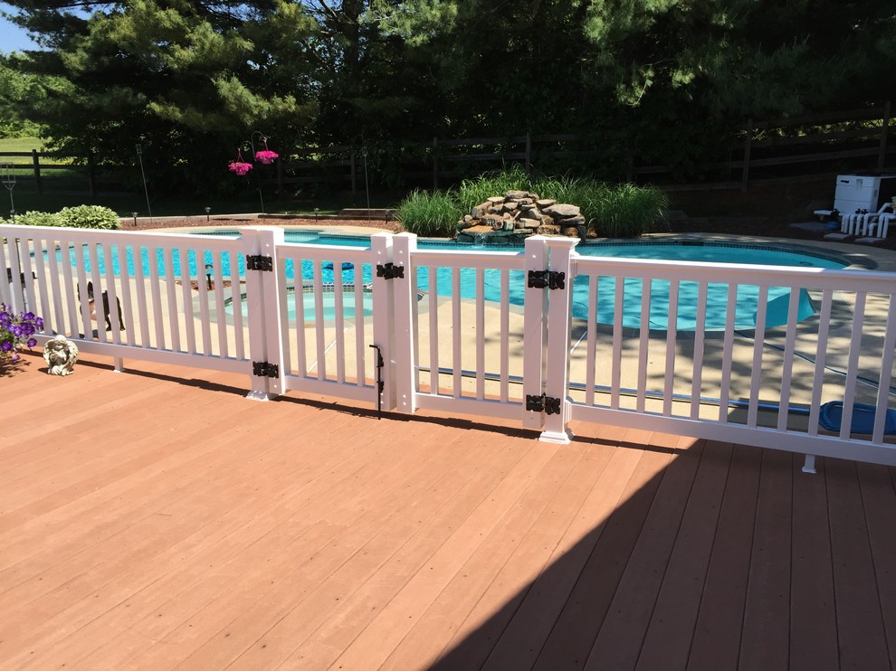 Vinyl Fencing - Façade - Baltimore - par Rustic Fence, Inc. | Houzz