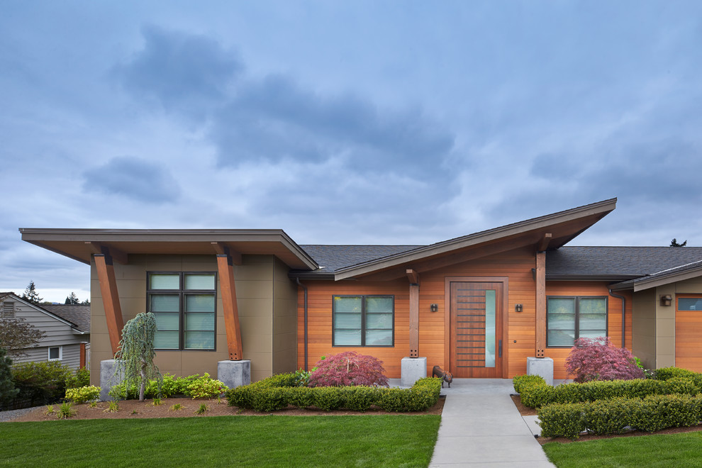 Vuecrest Home Contemporary Exterior Seattle by Bristal Design