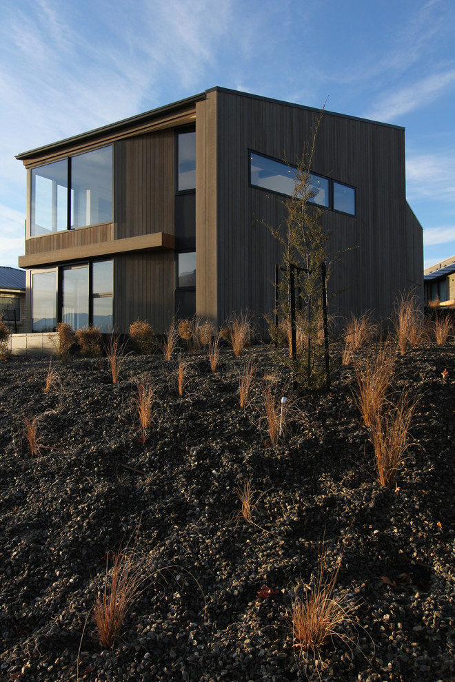 Zweistöckige Moderne Holzfassade Haus mit Satteldach in Dunedin