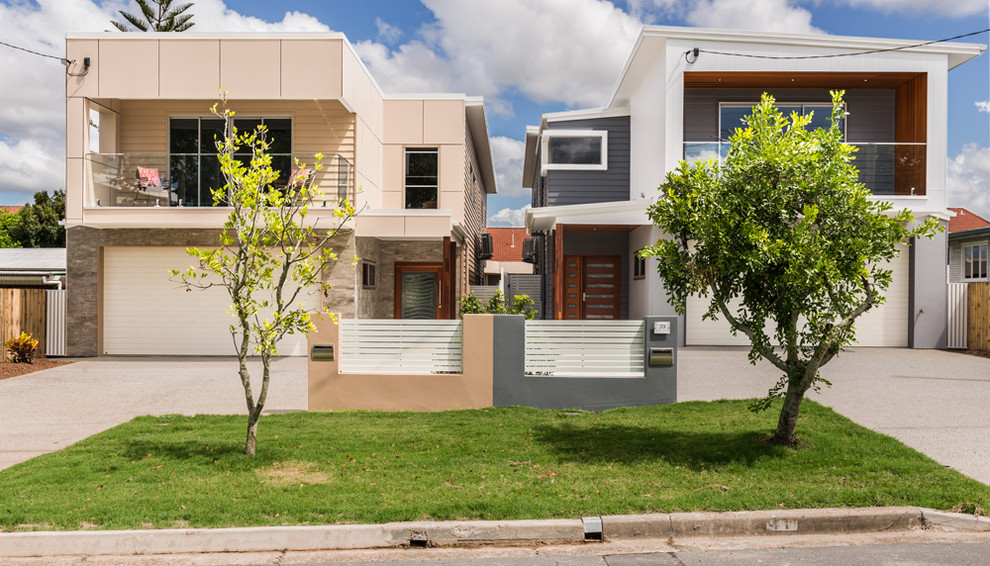 Geräumiges, Zweistöckiges Industrial Haus mit grauer Fassadenfarbe und Faserzement-Fassade in Brisbane