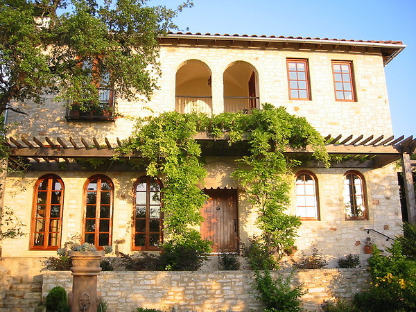 Photo of a mediterranean house exterior in Austin.