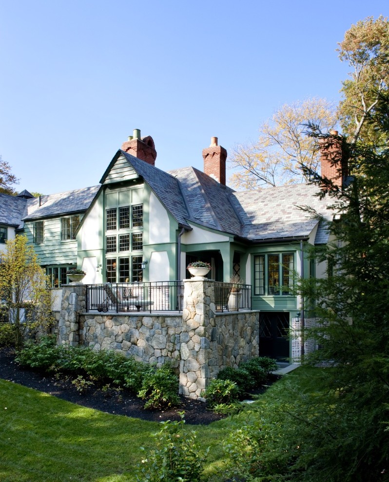 Inspiration for a classic house exterior in Boston.