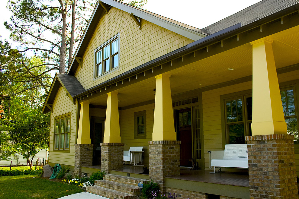 This is an example of a classic house exterior in Raleigh with wood cladding.
