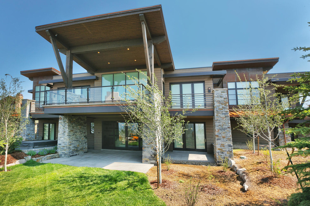 Inspiration for a contemporary house exterior in Salt Lake City.