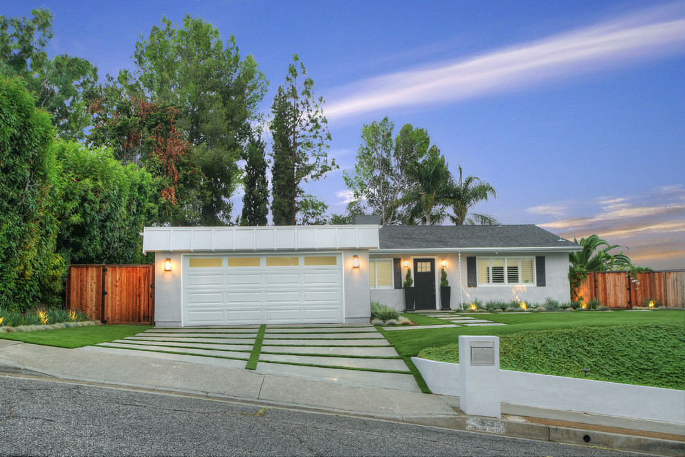 West Hills Modern Farmhouse Exterior Los Angeles by Modiano