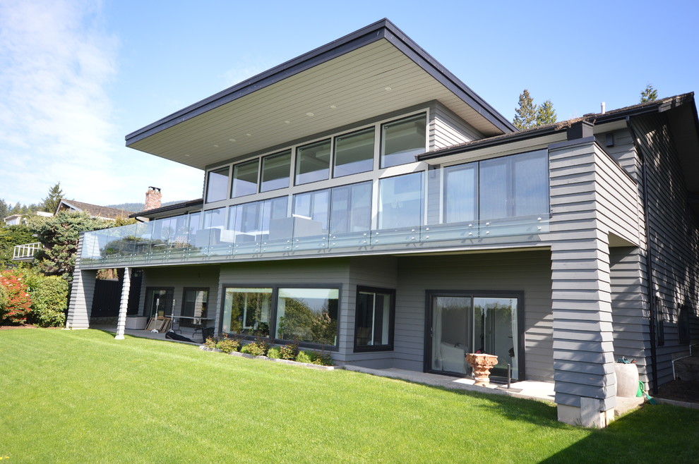 West Vancouver Renovation Modern Exterior Vancouver by Karnak