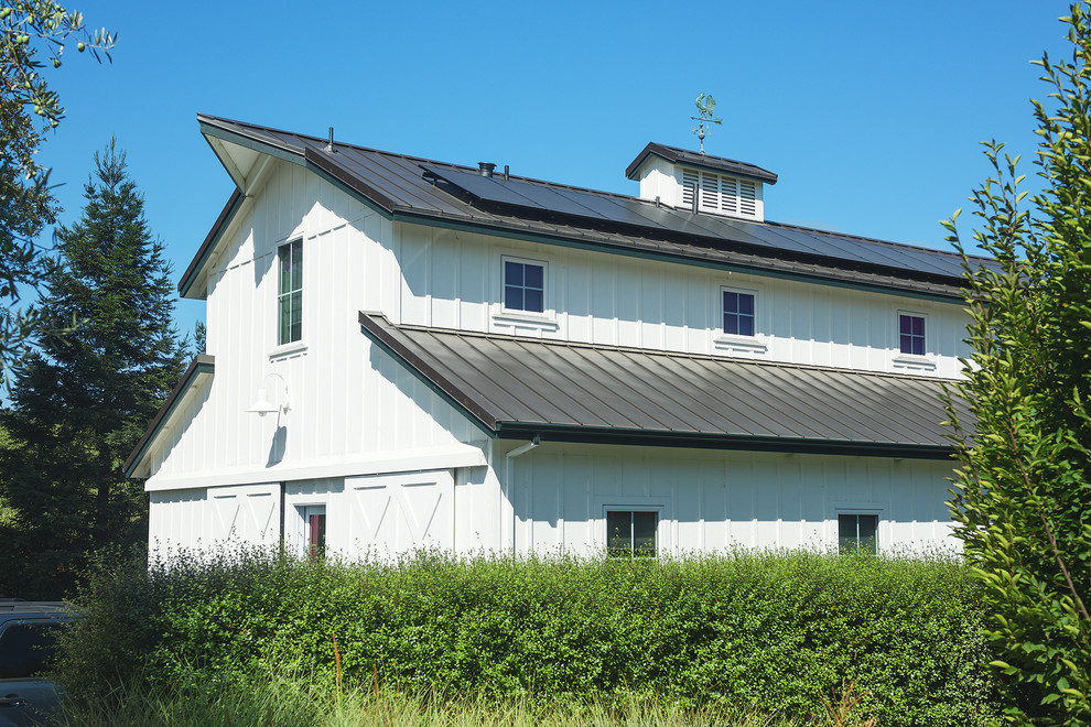 Immagine della facciata di una casa country
